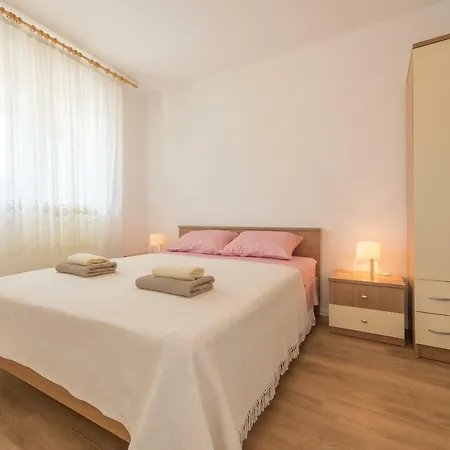 Dupor Apartment Gornji Karin